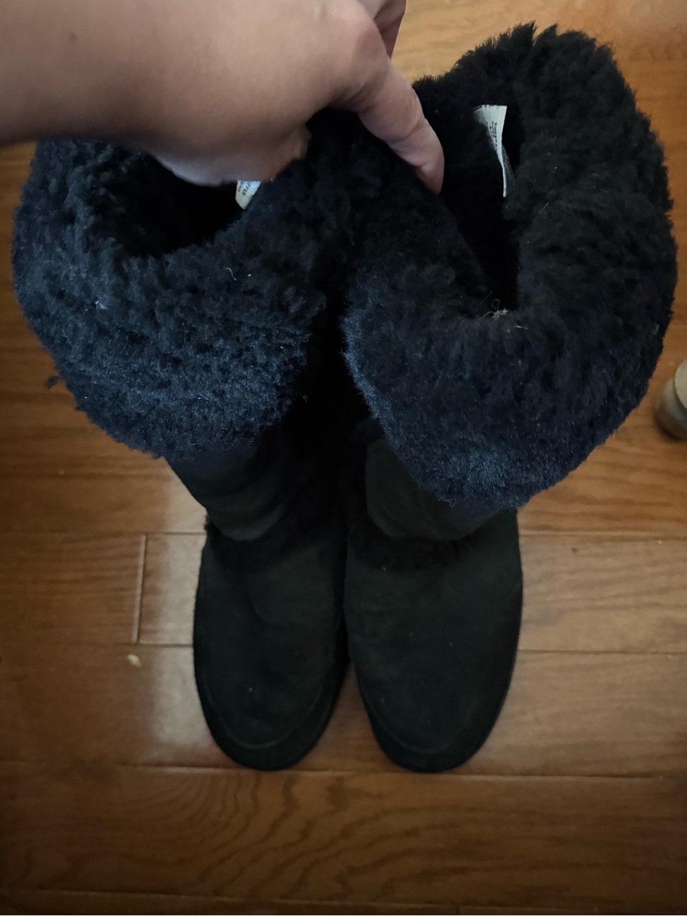 UGG Australia Sundance II Black Sheepskin Winter Boots Women’s Size 8